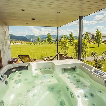 Natura Hill Zebegeny - Butik Szobak Es Etterem Eksteriør billede